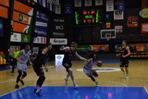 Diváci na Folimance viděli basketbalisty Nymburka občas prohrávat .. USK-Nymburk 80:90 Diváci na Folimance viděli basketbalisty Nymburka občas prohrávat .. USK-Nymburk 80:90