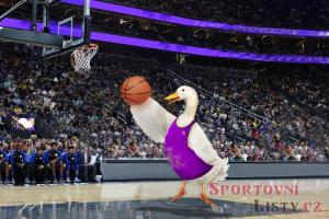 Basketbalisté se přou o název státu