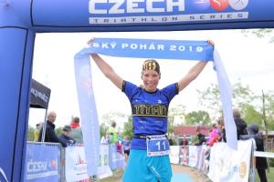 Vítězi aquatlonového poháru jsou Tereza Svobodová a Lukáš Červenka Vítězi aquatlonového poháru jsou Tereza Svobodová a Lukáš Červenka