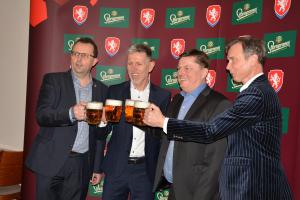 Staropramen se stal novým partnerem české fotbalové reprezentace Staropramen se stal novým partnerem české fotbalové reprezentace