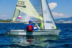 Jedenáct českých posádek závodilo společně s 200 jachtami ze 23 zemí na MS třídy RS FERA Jedenáct českých posádek závodilo společně s 200 jachtami ze 23 zemí na MS třídy RS FERA