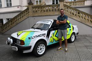 Motocyklový jezdec Ondřej Klymčiw chce Rallye Dakar nyní projet se starou Škodou 130 LR