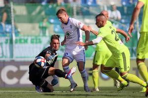 Mladá Boleslav na čtvrtý pokus přemohla doma Karvinou po Komlichenkově penaltě Mladá Boleslav na čtvrtý pokus přemohla doma Karvinou po Komlichenkově penaltě