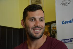 Josef Dostál se uklidňuje před novými závodnickými výzvami chytáním ryb Josef Dostál se uklidňuje před novými závodnickými výzvami chytáním ryb