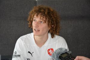 V Plzni si fotbalisté Česka zajistili postup na EURO 2020 po utkání ... Česko - Kosovo 2:1 V Plzni si fotbalisté Česka zajistili postup na EURO 2020 po utkání ... Česko - Kosovo 2:1