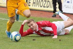 Kam v pondělí 15. června 2020 za sportem? Hraje fotbal na Strahově i na Žižkově a tenis