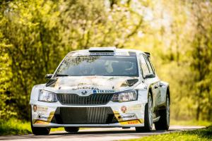 ACA ŠKODA AUTOKLUB TEAM Mareš a Hloušek pokořili další metu na Rally Šumava Klatovy ACA ŠKODA AUTOKLUB TEAM Mareš a Hloušek pokořili další metu na Rally Šumava Klatovy