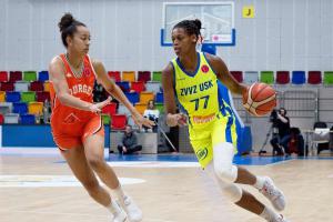 Pohodlná výhra basketbalistek USK je přiblížila do čtvrtfinále Euroligy ... USK - Bourges 82:64