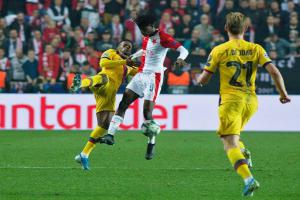 Fotbalisté Slavie v Lize mistrů dali v utkání s Barcelonou dvě branky, ale přesto prohráli 1:2 Fotbalisté Slavie v Lize mistrů dali v utkání s Barcelonou dvě branky, ale přesto prohráli 1:2