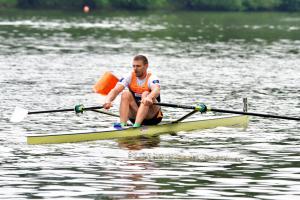 Veslaři Dukly Praha na skifu v závodu O cenu Jaroslava Ondráka na Vltavě ovládli závod