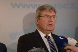 Česká unie sportu hlásí, že sedm miliard pro sport na rok 2018 je stále ve hře! Česká unie sportu hlásí, že sedm miliard pro sport na rok 2018 je stále ve hře!