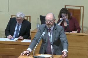 Systém je dlouhodobě nastaven na to, dostat dobrou známku i ve sportu, a ne se něco naučit