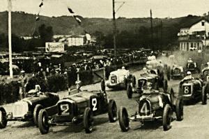 Automobilové závody před 90 lety
