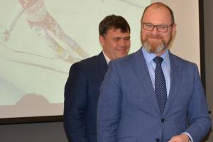 Ministerstvo školství, mládeže a tělovýchovy letos rozdělilo na sport rekordních 3,7 miliardy Ministerstvo školství, mládeže a tělovýchovy letos rozdělilo na sport rekordních 3,7 miliardy