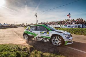Na Rallye Šumava Klatovy skončily obě škodovácké posádky na stupních vítězů Na Rallye Šumava Klatovy skončily obě škodovácké posádky na stupních vítězů