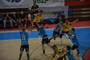 Házenkáři Plzně v pražském Edenu ukradli Dukle body. Dukla Praha - Plzeň 23:27 Házenkáři Plzně v pražském Edenu ukradli Dukle body. Dukla Praha - Plzeň 23:27