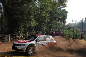 APRC Indie: Gill vyhrál, s druhým místem Veibyho získal tým ŠKODA MRF dvojité vítězství APRC Indie: Gill vyhrál, s druhým místem Veibyho získal tým ŠKODA MRF dvojité vítězství