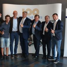 Petr Pála, Martin Koukal, Miroslav Jansta, Petr Dvořák, Milan Nový a Pavel Kuka při prezentaci připravovaných oslav století sportu