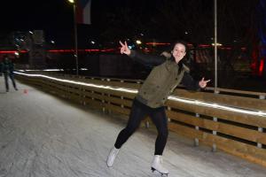 Nejnabitější tuzemský víkend českého rychlobruslení vyvrcholí na Brněnské přehradě
