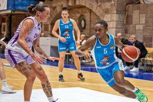 Utkání Slovanka - Trutnov 65:79 zaznamenané objektivy Miloše Březiny