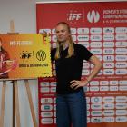 Český florbal má svou první poštovní známku, která vznikla u příležitosti MS žen v Česku Český florbal má svou první poštovní známku, která vznikla u příležitosti MS žen v Česku