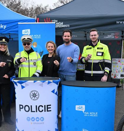 Zkušenosti nestačí, senioři! Nejvážnější následky  nehod cyklistů nesou ti bez přilby