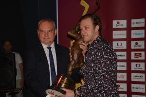 Vítězem Zlaté hokejky 2019 se stal David Pastrňák potřetí v řadě