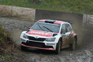 APRC v Japonsku: čtvrté vítězství v sezóně pro značku ŠKODA a vedoucí muž mistrovství Gill