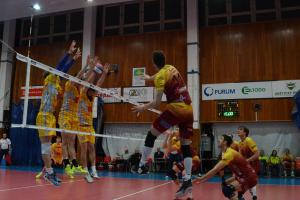 Kam v pondělí 3. dubna 2017 za sportem? Třeba na hokej nebo volejbal?