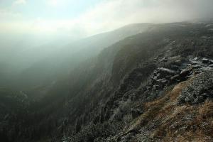 Informace pro krkonošské turisty: Cesta po hraně Labského dolu bude v červnu uzavřena