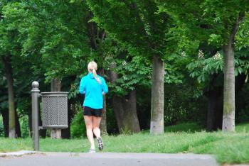 Kam 5. dubna 2026 za sportem? Na fotbal, házenou, basketbal a ven jen se proběhnout