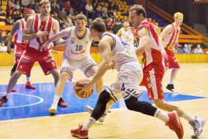 Kam za sportem ve středu 8.března 2017? Třeba na basketbal nebo na házenou?