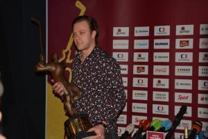 Vítěz Zlaté hokejky David Pastrňák překonal Jágrův rekord, když vyhrál 5x za sebou