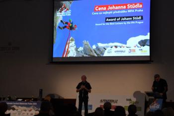 Na dvacátém ročníku Festivalu alpinismu v Praze se naslouchalo domácím i cizím horolezcům