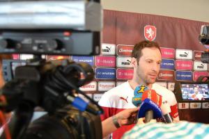 Všichni vám to přejí, ze sportovců nejlépe placenému z Čechů, Petře Čechu