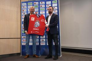 Na dresech hokejové reprezentace bude jednoslovný název Česko v mateřském jazyce