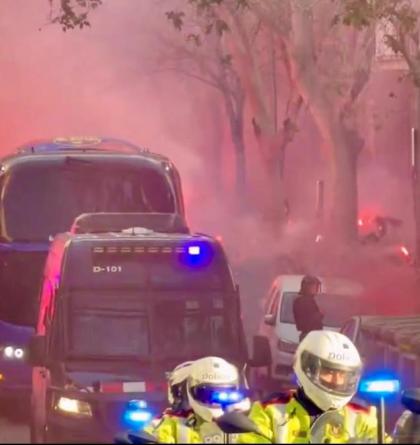 Násilí na stadionech ničí sport. Barcelona ukázala odvrácenou tvář