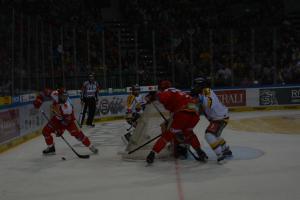 Nakonec diváci v každé třetině viděli jen jednu branku. Sparta - Litvínov 1:2
