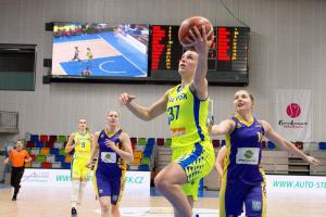Podívejte se, na tucet + jedna obrázků, jak hrály basketbalistky o semifinále play off
