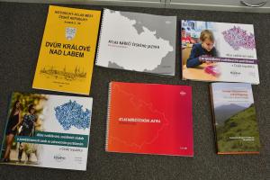 Čeká se na vítěze soutěže Mapa roku 2022, ve které jsou mezi nominovanými i mapy pro turisty a atlas skautingu