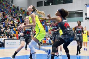 Podívejte se, jak basketbalistky USK řádily v Evropské lize a vyhrály nad Villeneuve 88:51