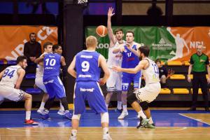 Podívejte se na obrázky z ligového střetnutí basketbalistů USK - Ostrava 81:70