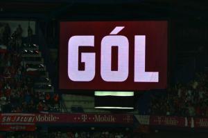 Kam ve čtvrtek 19. srpna 2021 za sportem? Na fotbal, lední hokej, plážový volejbal
