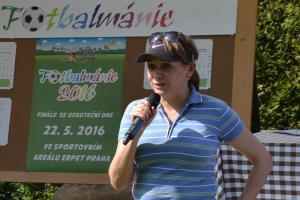 Krnáčová na Fotbalmánii 2016: Mě to těší, že tady vidím běhat děti za míčem a ne u počítače!
