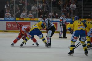 Kam v pondělí 9. listopadu 2020 za sportem? Hraje se celé kolo extraligy hokeje bez diváků