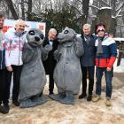 Olympiáda dětí a mládeže 2026 má své maskoty a to plyšové lachtany Bublinku a Huga ...