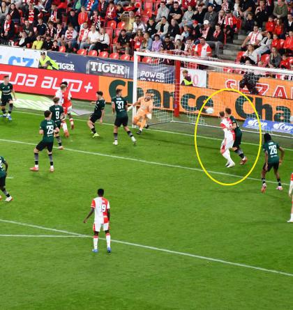 Lukáš Vorlický v půlhodince pouhé dvěma brankami pojistil výhru Slavie Praha nad Karvinou 3:1