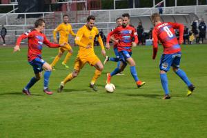 Plzeň i po hodinovém oslabení dokázala udržet výhru nad fotbalisty Dukly 1:0