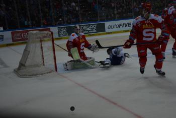 Kam 19. října 2025 za sportem? Do Prahy Vysočan na lední hokej, házenou nebo ragby