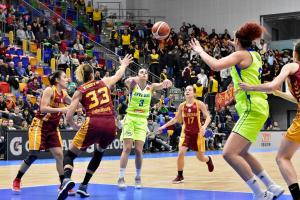 Basketbalistky ZVVZ USK Praha v Evropské lize porazily doma Galatasaray Istanbul 83:80